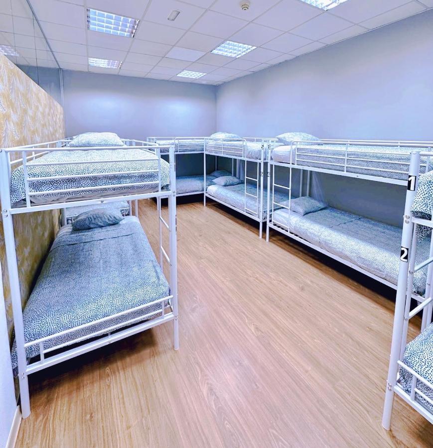 Hostel Acacias Μαδρίτη Εξωτερικό φωτογραφία