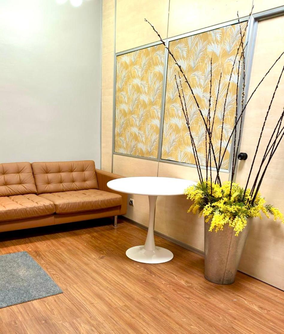 Hostel Acacias Μαδρίτη Εξωτερικό φωτογραφία