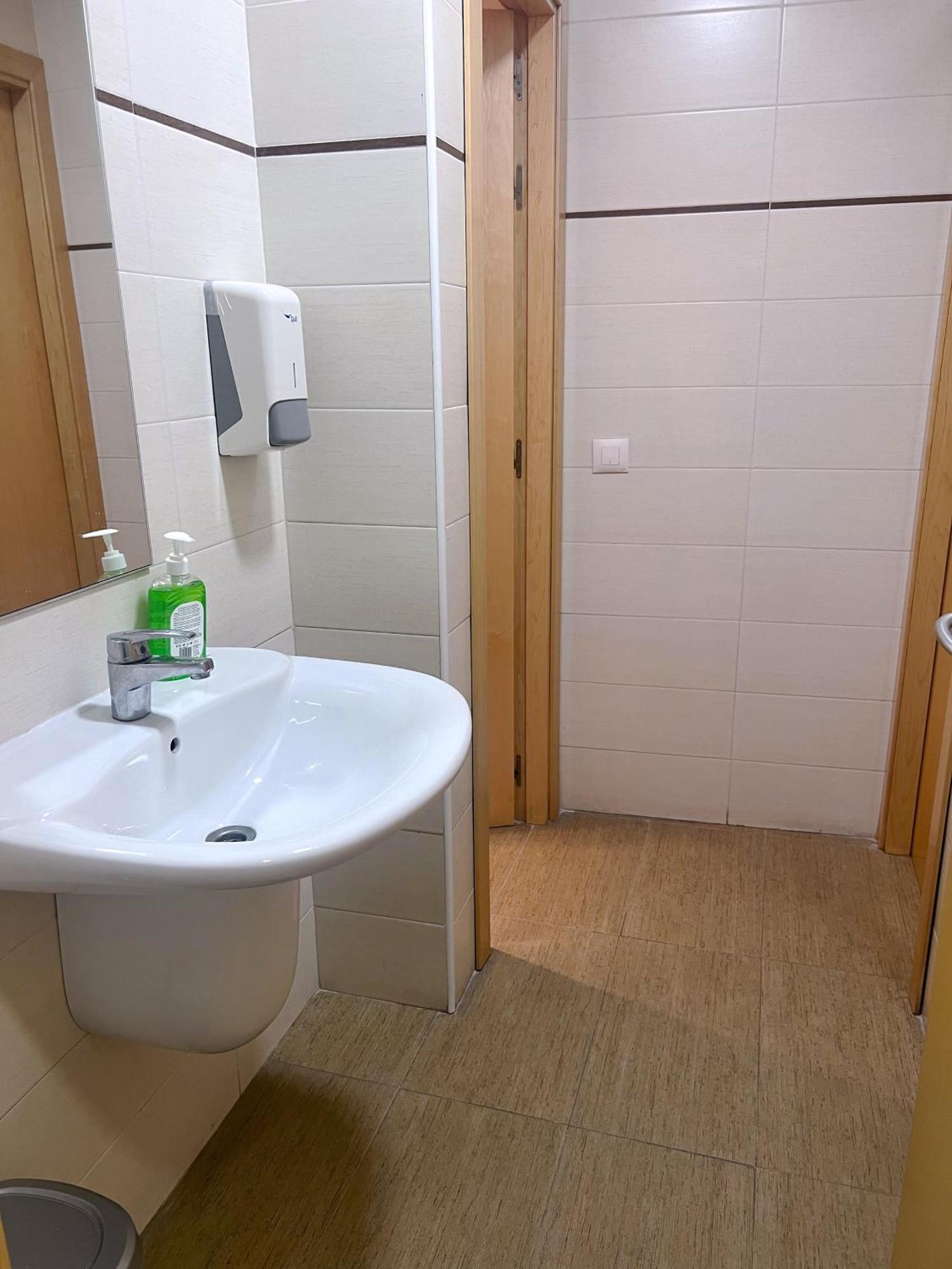 Hostel Acacias Μαδρίτη Εξωτερικό φωτογραφία